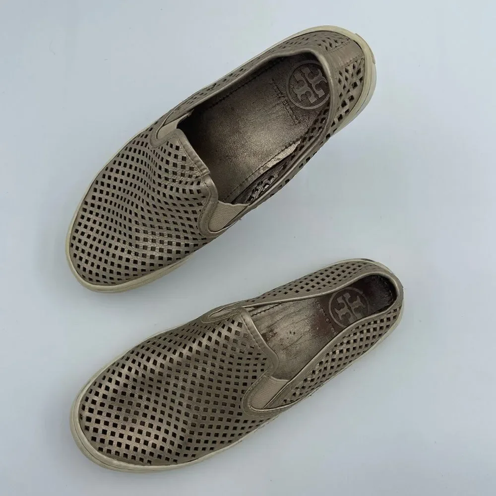 Tory Burch Jesse Gold Metallic Leather Perforated Slip On Shoes - Picture 2 of 6